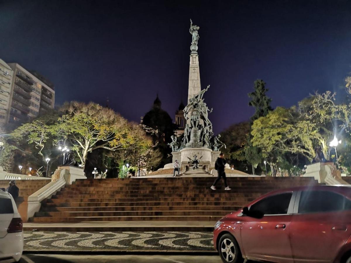 Ensolarado E Espacoso Quarto/Sala No Coracao De Poa Porto Alegre Zewnętrze zdjęcie